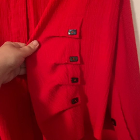 Red Boxy Notched Collar Button Down Shirt - Picture 3 of 6